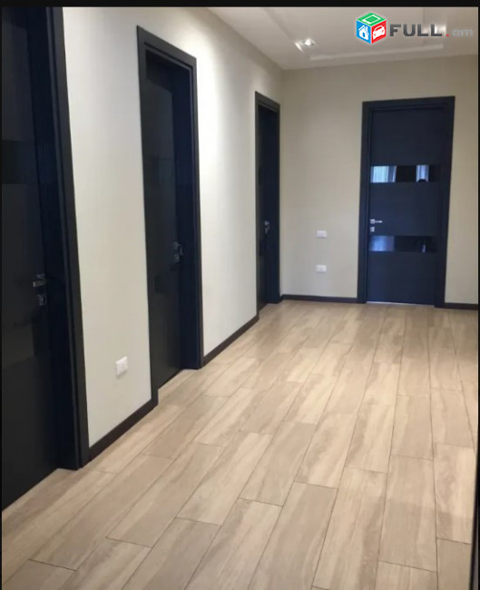 LA06676 Վարձով 3 սենյականոց բնակարան Բյուզանդի փողոց , նորակառույց 
