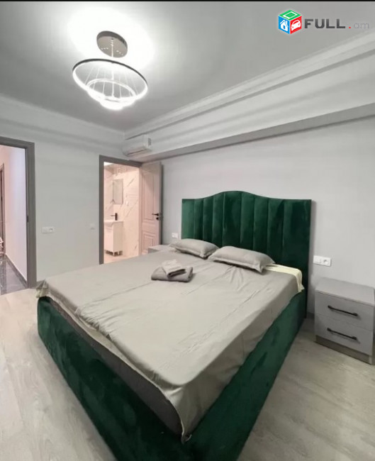 LA06687 Վարձով 2 սենյականոց բնակարան Սարյան փողոցում 