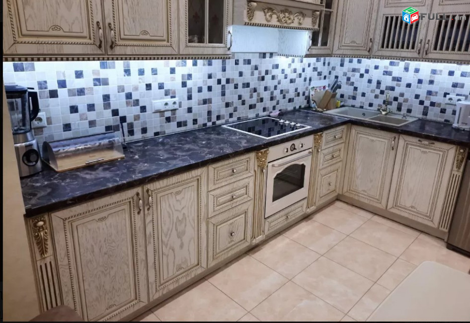 LA06711 Վարձով 3 սենյականոց բնակարան Նաիրի Զարյան փողոց