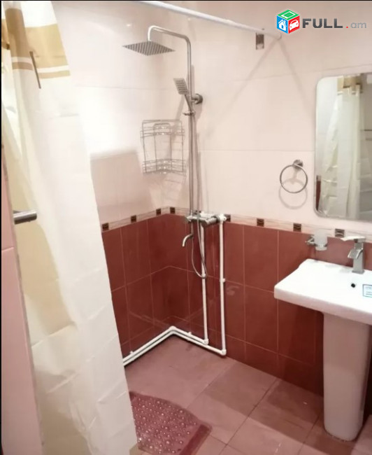 LA06733 Վարձով 5 սենյականոց բնակարան Ակգեձոր , նորակառույց շենք 