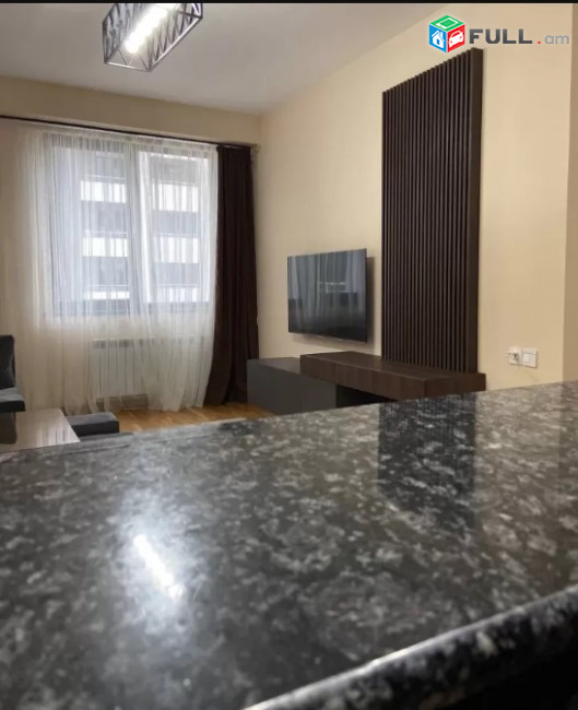 LA06735 Վարձով 2 սենյականոց բնակարան  Պարույր Սևակի փողոց , նորակառույց