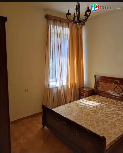 LA06776 Վարձով 4 սենյականոց բնակարան Սայաթ Նովա պողոտայում