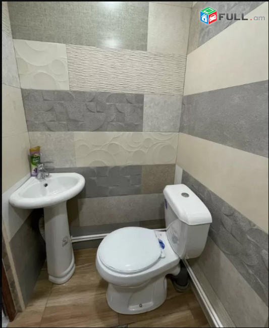 LA06800 Վարձով 2 սենյականոց բնակարան Ծատուրյան փողոց