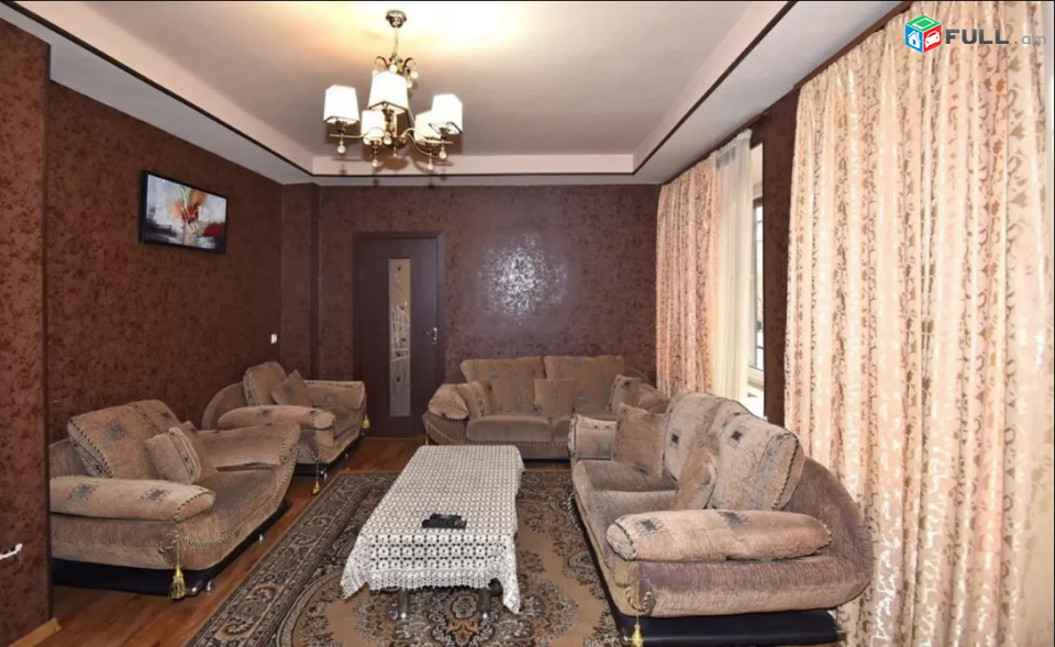 LA06805 Վարձով 3 սենյականոց բնակարան Նալբանդյան փողոց , Սախարովի հրապարակի մոտ
