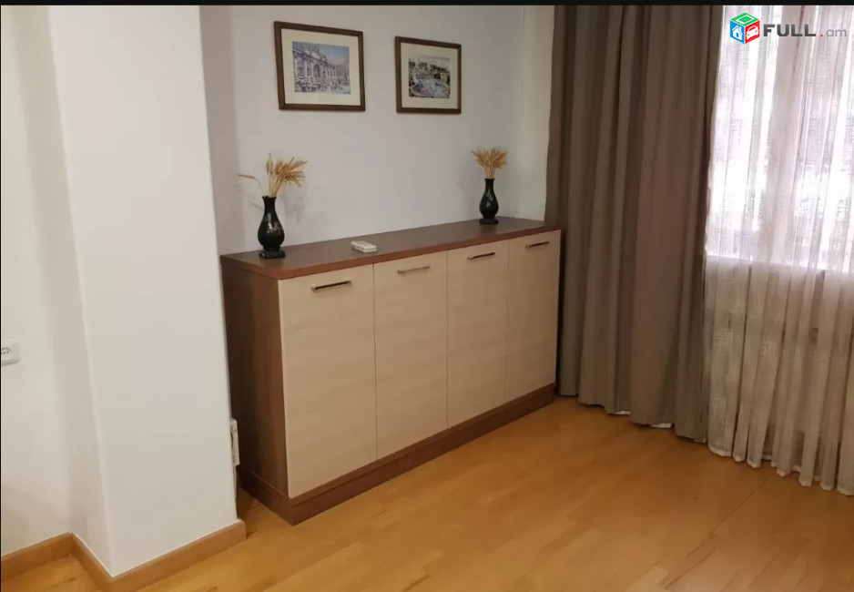 LA06845 Վարձով 3 սենյականոց բնակարան Տերյան փողոցում 