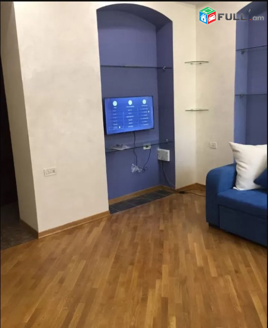 LA06857 Վարձով 2 սենյականոց բնակարան Տերյան փողոցում 