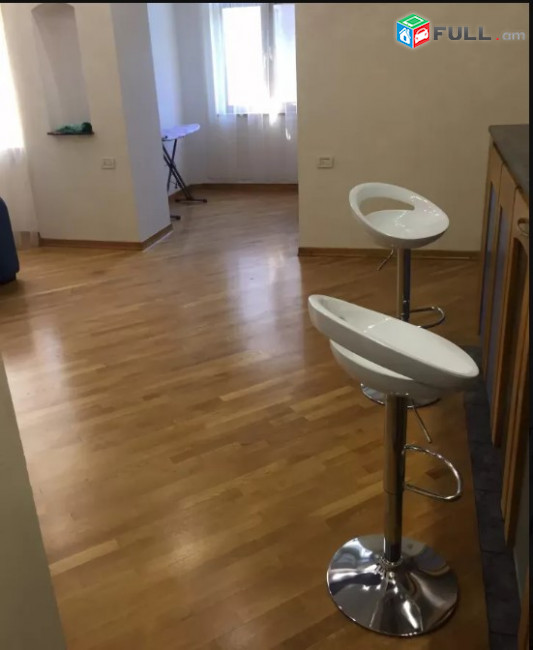 LA06857 Վարձով 2 սենյականոց բնակարան Տերյան փողոցում 