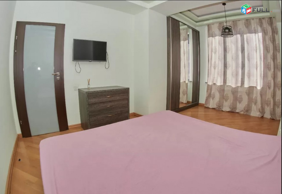 LA06859 Վարձով 3 սենյականոց բնակարան Գյուլբենկյան փողոց , նորակառույց շենք