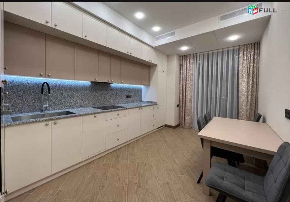 LA06866  Վարձով 3 սենյականոց բնակարան Սասնա Ծռեր , նորակառույց 