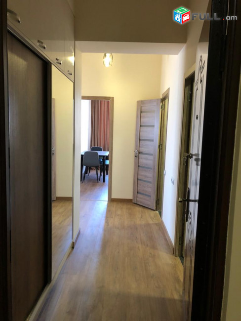 LA06885 Վարձով 3 սենյականոց բնակարան Սեբաստիա, Լենինգրադյան փողոցների խաչմերուկում