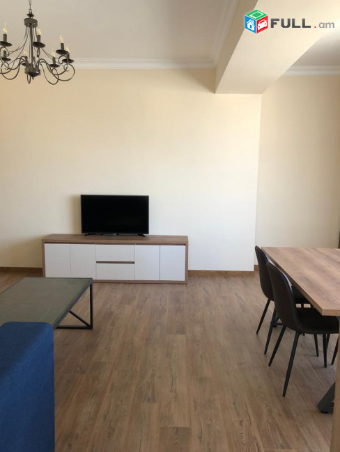 LA06885 Վարձով 3 սենյականոց բնակարան Սեբաստիա, Լենինգրադյան փողոցների խաչմերուկում