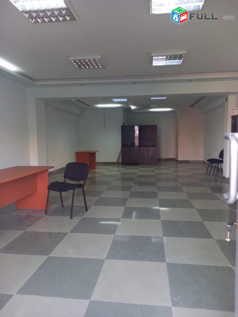 LA06881 Վարձով 77 քմ հասարակական տարածք Ֆուչիկի փողոցում