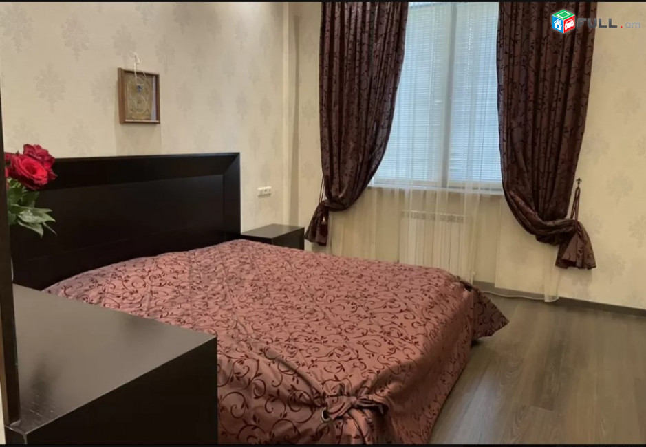 LA01884 Վարձով 3 սենյականոց բնակարան Կիևյան փողոց , Օրբելի խաչմերուկ 