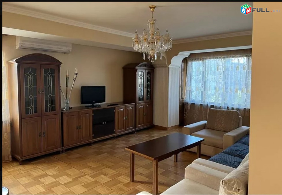 LA06893 Վարձով 3 սենյականոց բնակարան Սիմոն Վրացյան փողոց , Կենտրոն