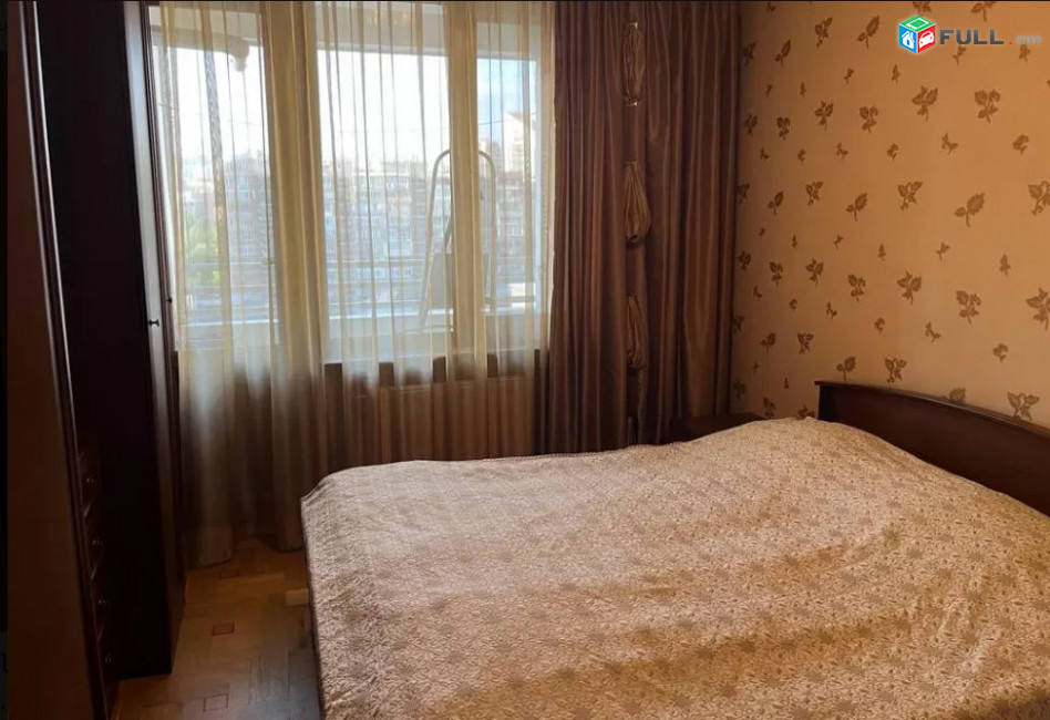 LA06893 Վարձով 3 սենյականոց բնակարան Սիմոն Վրացյան փողոց , Կենտրոն