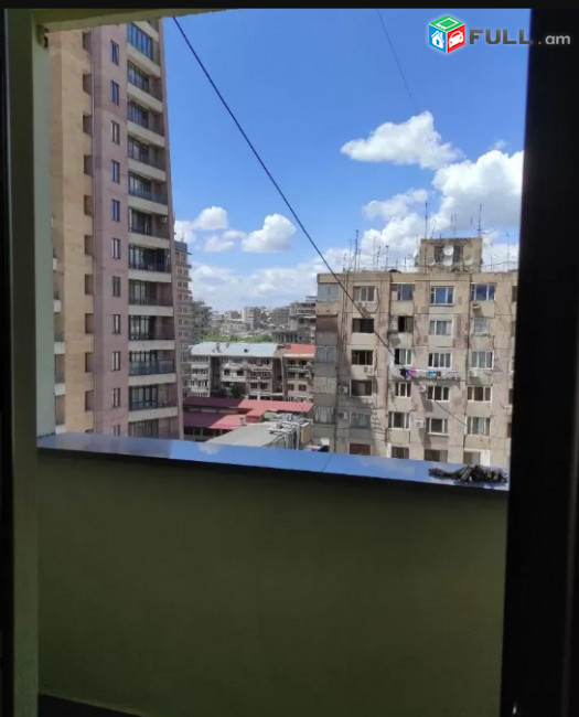 LA06894 Վարձով 3 սենյականոց բնակարան Նալբանդյան փողոց , նորակառույց շենք