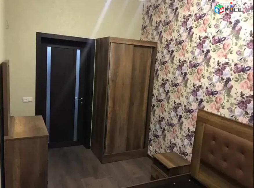 LA06898  Վարձով 2 սենյականոց բնակարան Մաշտոցի պողոտայում 