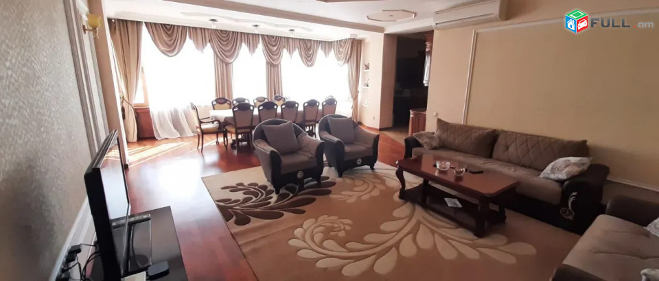 LA06904 Վարձով 3 սենյականոց բնակարան Աբովյան փողոց , նորակառույց շենք