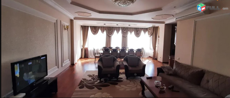 LA06904 Վարձով 3 սենյականոց բնակարան Աբովյան փողոց , նորակառույց շենք