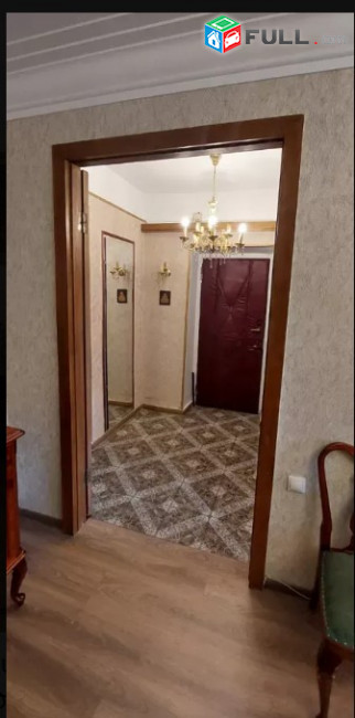 LA06907 Վարձով 3 սենյականոց բնակարան Թումանյան փողոցում 