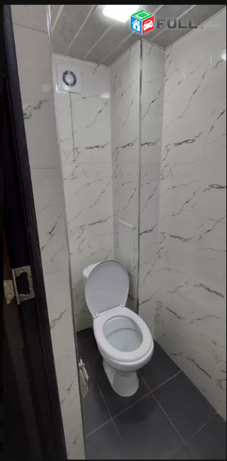LA06907 Վարձով 3 սենյականոց բնակարան Թումանյան փողոցում 