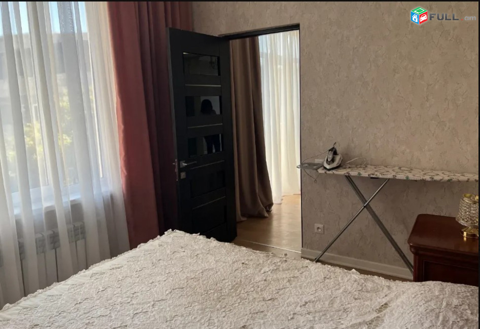LA06903 Վարձով 3  սենյականոց բնակարան Պուշկինի փողոցում
