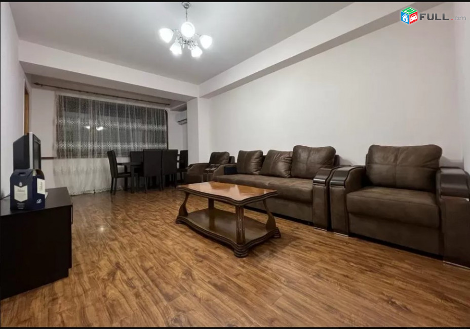 LA06925 Վարձով 2 սենյականոց բնակարան Հանրապետության փողոց