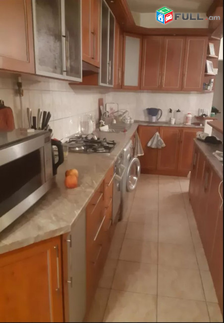 LA06928 Վարձով 3 սենյականոց բնակարան Կոմիտասի պողոտայում 
