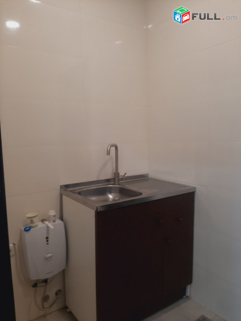 LA06946 Վարձով 77 քմ . տարածք Արղության փողոց , նորակառույց շենքի տակ