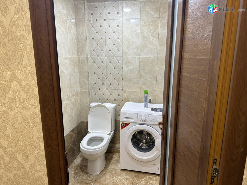 LA06982 Վարձով 3 սենյականոց բնակարան Ամիրյան փողոցում 
