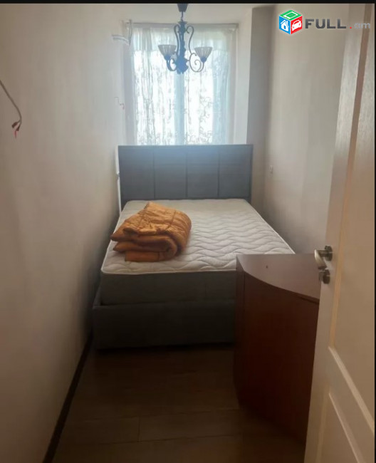 LA06988 Վարձով 2 սենյականոց բնակարան Իսրայեյան փողոցում