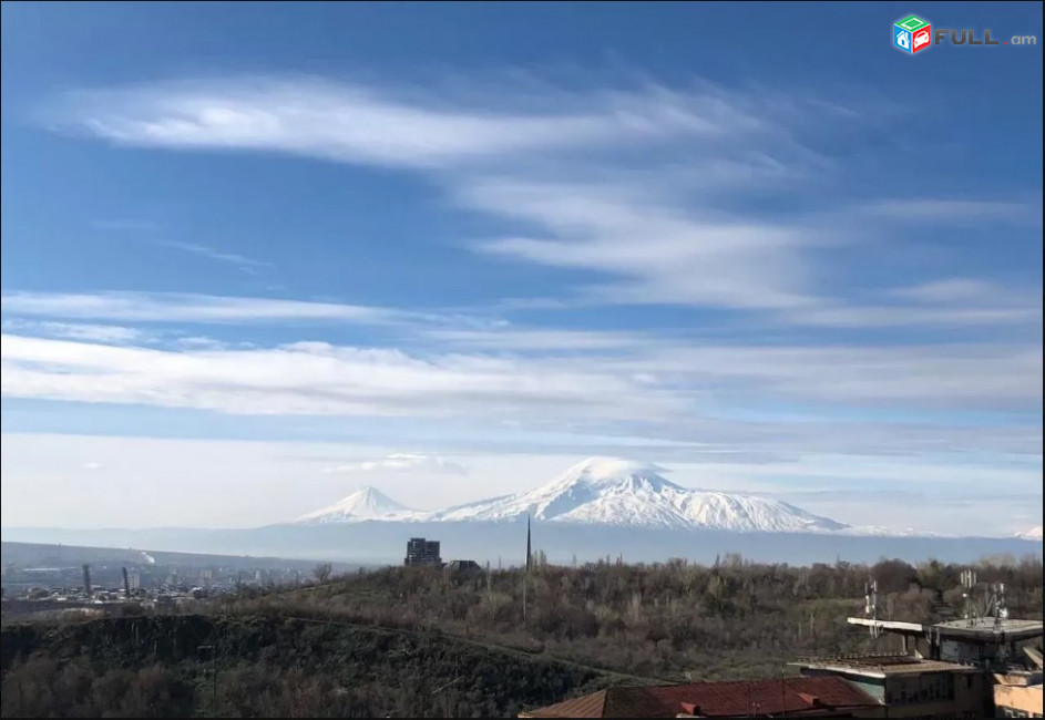 LA07034 Վարձով 3 սենյականոց բնակարան Օրբելի փողոցում 