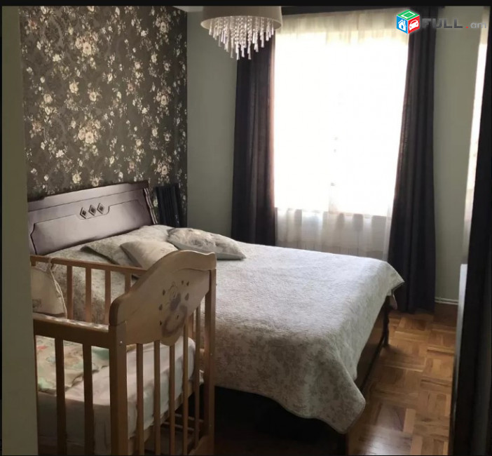 LA07034 Վարձով 3 սենյականոց բնակարան Օրբելի փողոցում 