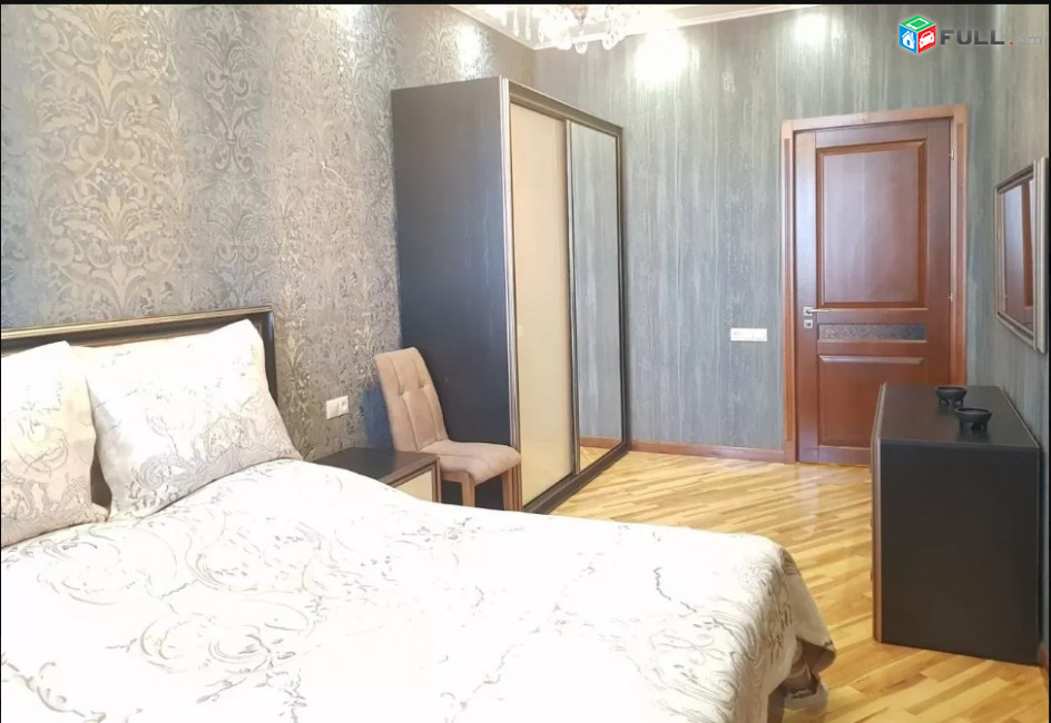 LA07051 Վարձով 3 սենյականոց բնակարան Նաիրի Զարյան , նորակառույց շենք