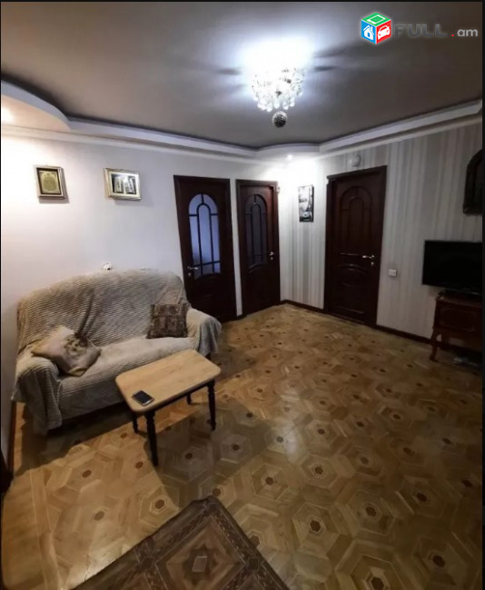 LA07068 Վարձով 3 սենյականոց բնակարան Նոր Արեշ 11 փողոցում 