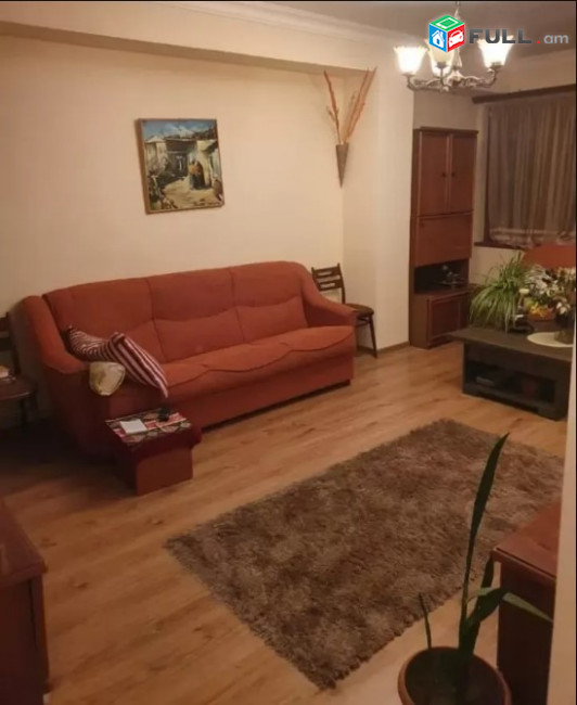 LA07077 Վարձով 2 սենյականոց բնակարան Տիգրան Պետրոսյան փողոցում