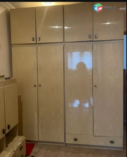 LA07089 Վարձով 3 սենյականոց բնակարան Աիրյան փողոցում