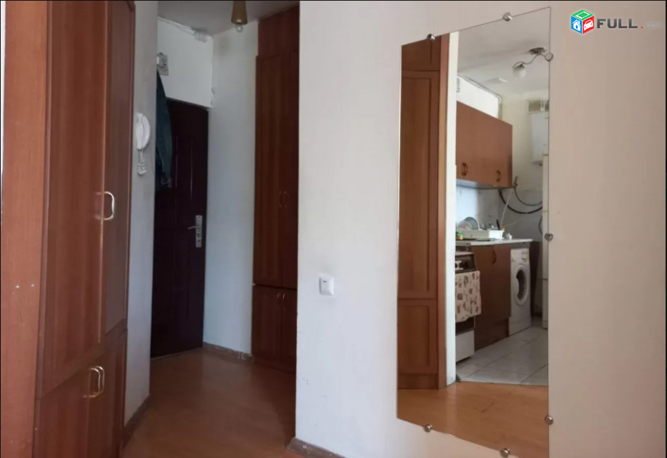 LA07118 Վարձով 2 սենյականոց բնակարան Հանրապետության փողոցում