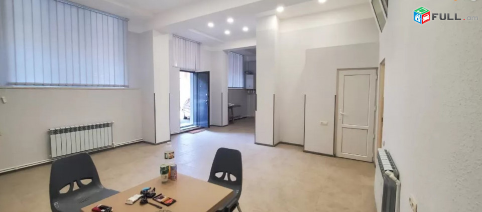 LA07139 Վարձով 100 քմ կոմերցիոն տարածք Սունդուկյան-Վաղարշյան փողոցների խաչմերուկի մոտ
