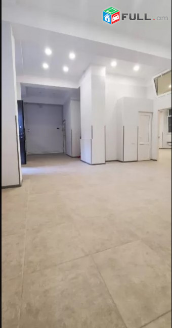 LA07139 Վարձով 100 քմ կոմերցիոն տարածք Սունդուկյան-Վաղարշյան փողոցների խաչմերուկի մոտ