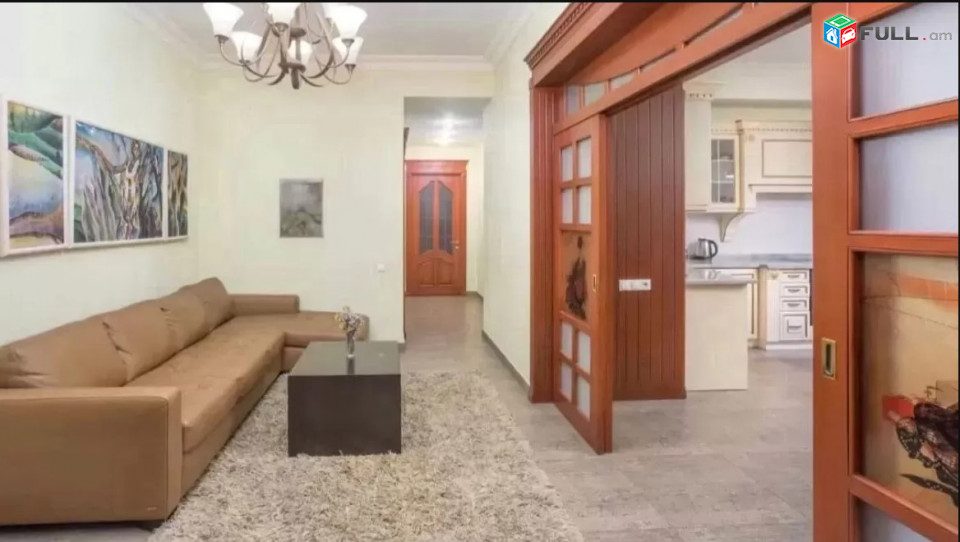 LA07130  Վարձով 3 սենյականոց բնակարան Արամի փողոց , նորակառույց շենք