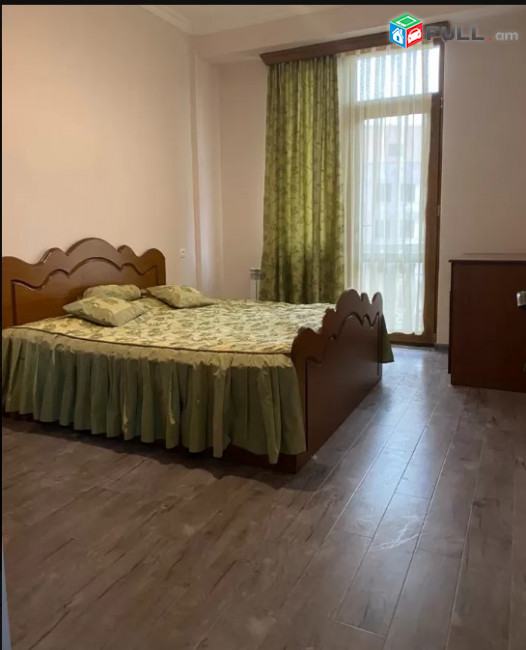 LA07158  Վարձով 3 սենյականոց բնակարան Ադոնց , Երազ բնակաելի թաղամաս 