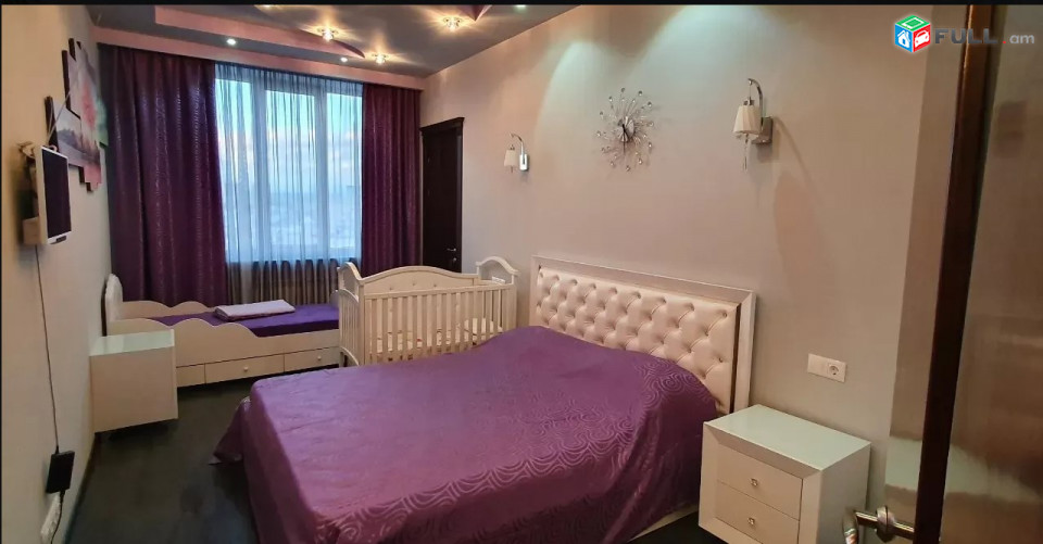 LA07148 Վարձով 3 սենյականոց բնակարան Նաիրի Զարյան , նորակառույց շենք