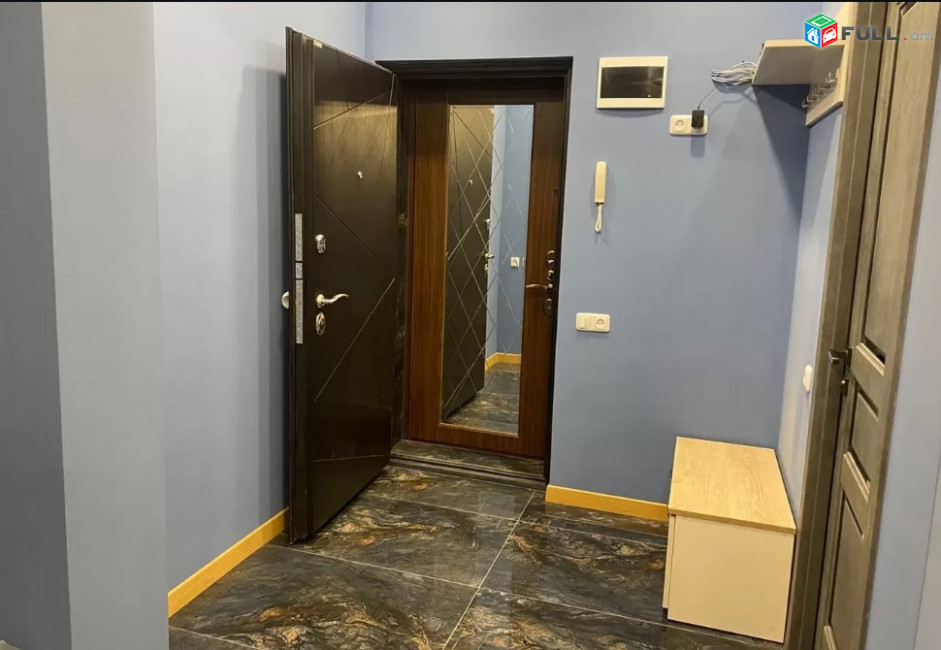 LA07209 Վարձով 3 սենյականոց բնակարան Ֆրիկի փողոց , Սարյան փոստի հարևանությամբ