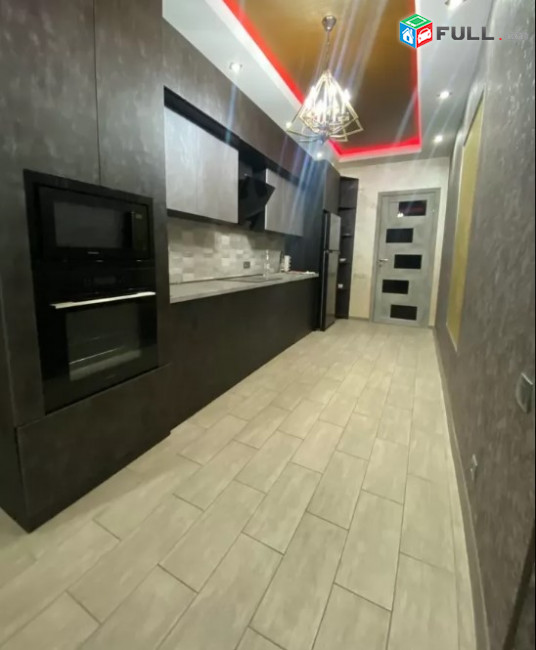 LA07195 Վարձով 3 սենյականոց բնակարան Ռոստոմի փողոց , նորակառույց շենք