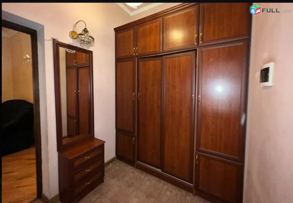 LA07283 Վարձով 3 սենյակնոց բնակարան Հին Երևանցու փողոցում 