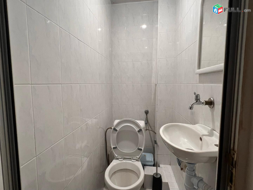 LA07289 Վարձով 3 սենյականոց բնակարան Մաշտոցի պողոտայում