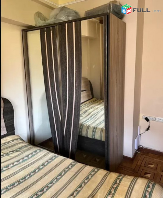LA07332 Վարձով 4 սենյականոց բնակարան Խորենացի փողոց, Ոսկու շուկայի մոտ