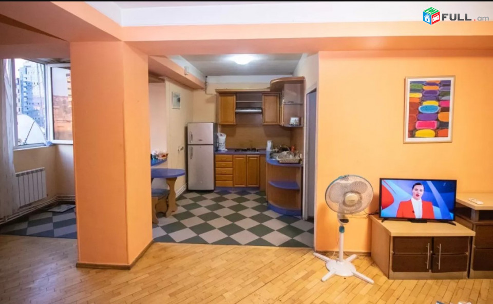 LA07335 Վարձով 2 սենյականոց բնակարան Հին Երևանցու փողոց 