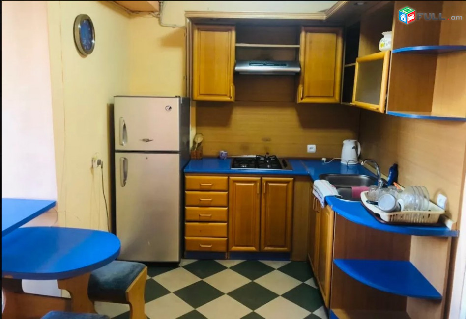 LA07335 Վարձով 2 սենյականոց բնակարան Հին Երևանցու փողոց 